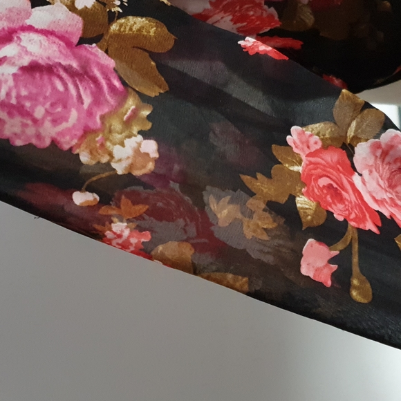 Zara Basic black floral semi transparentTop Size S - Picture 5 of 12